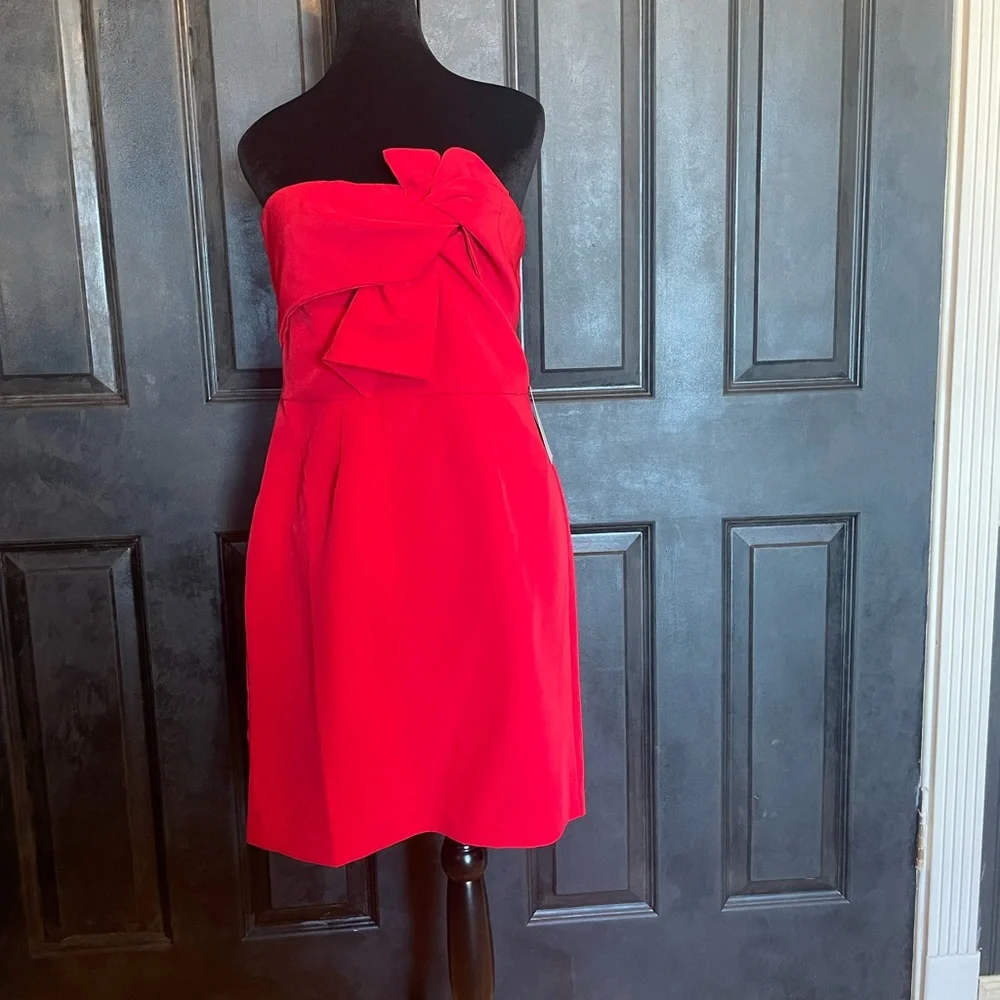 Red dress - Picture 1 of 4